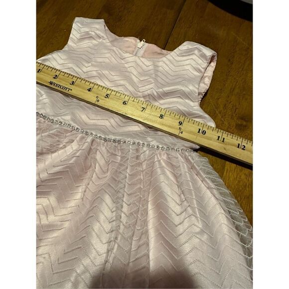 Blossom USA Baby Girls Light Pink Dress with Rhinestones and Waist Tie Size 24 M - Picture 8 of 9
